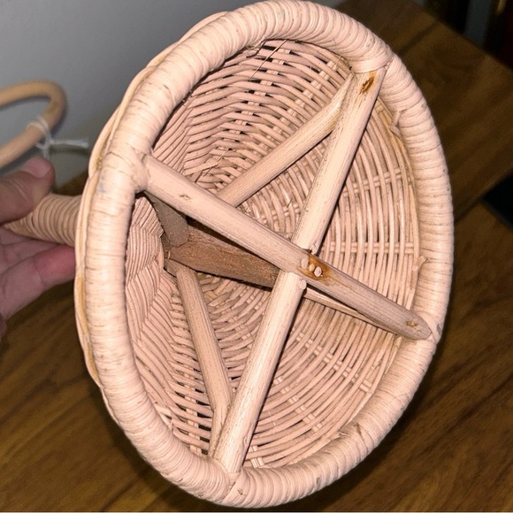 Wicker Hand Towel Rack - Picture 3 of 3